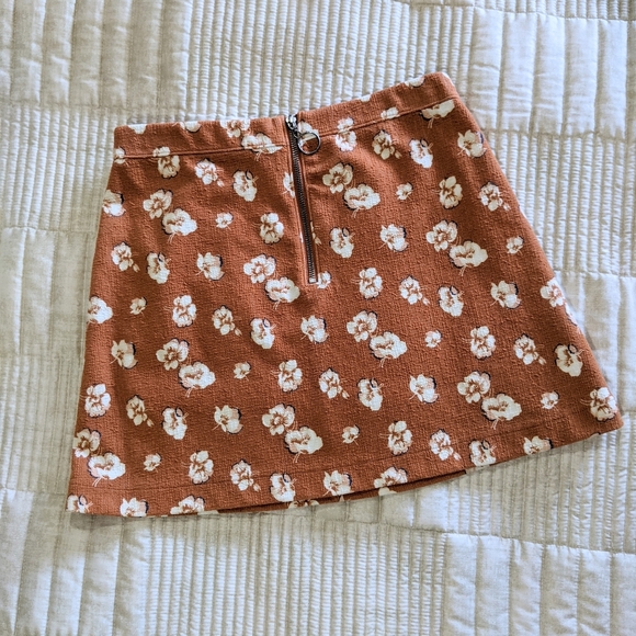 Abercrombie and Fitch skirt - Picture 1 of 4